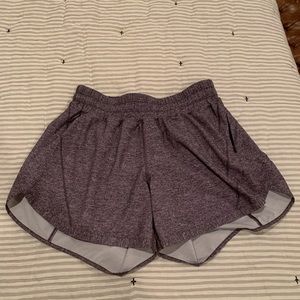 Lululemon Tracker Short Size 8 High Waist Charcoal